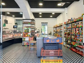 Retail in Sabadell, Barcelona for lease Interior Photo- Image 2 of 40