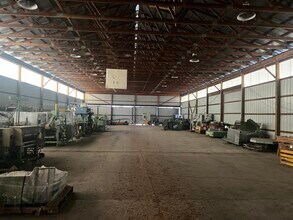 417 N Arch St, Milton, PA for lease Interior Photo- Image 1 of 5