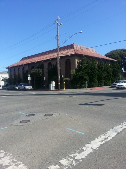 555 H St, Eureka, CA for lease - Primary Photo - Image 1 of 11