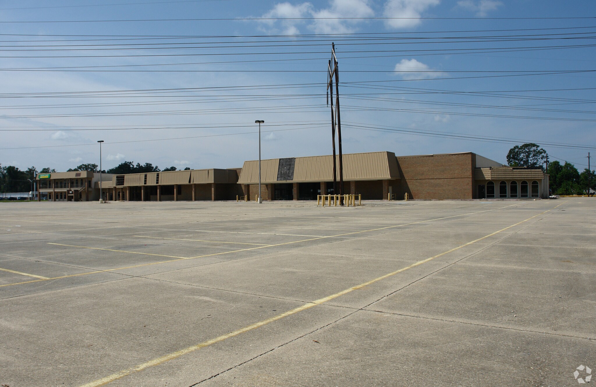 9265-9279 Florida Blvd, Baton Rouge, LA for lease Primary Photo- Image 1 of 9