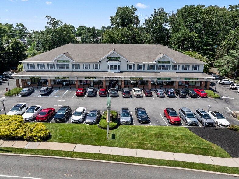 333 Forsgate Dr, Jamesburg, NJ à louer - Photo du bâtiment - Image 3 de 6