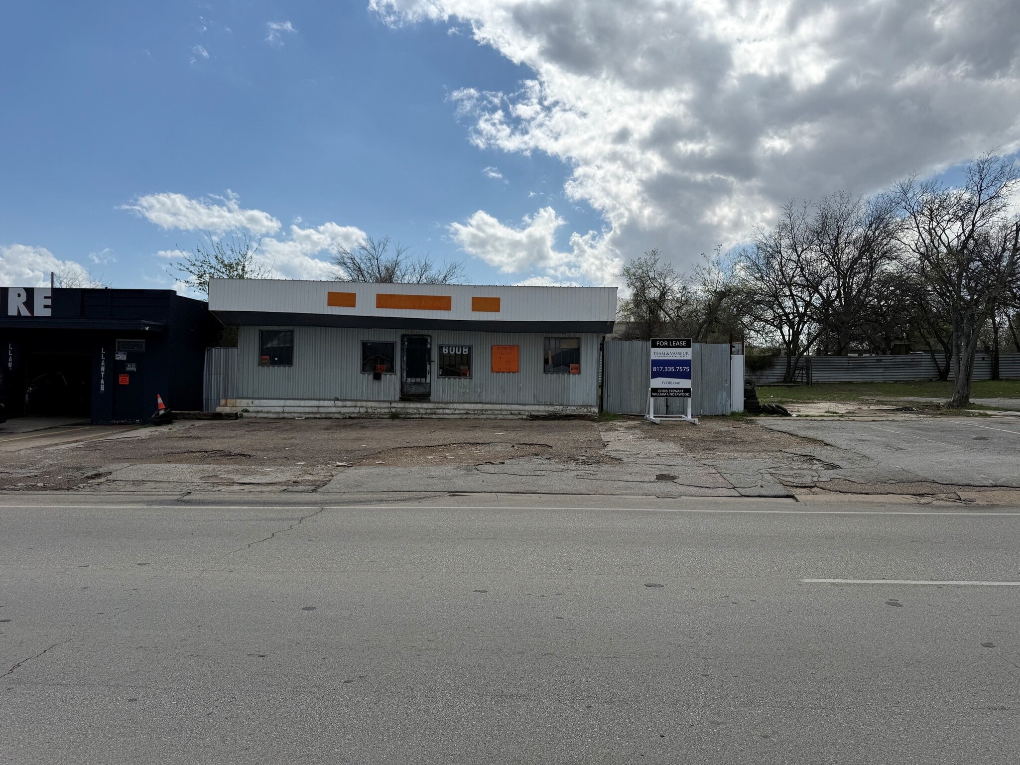 6008 E Lancaster Ave, Fort Worth, TX for lease Primary Photo- Image 1 of 18