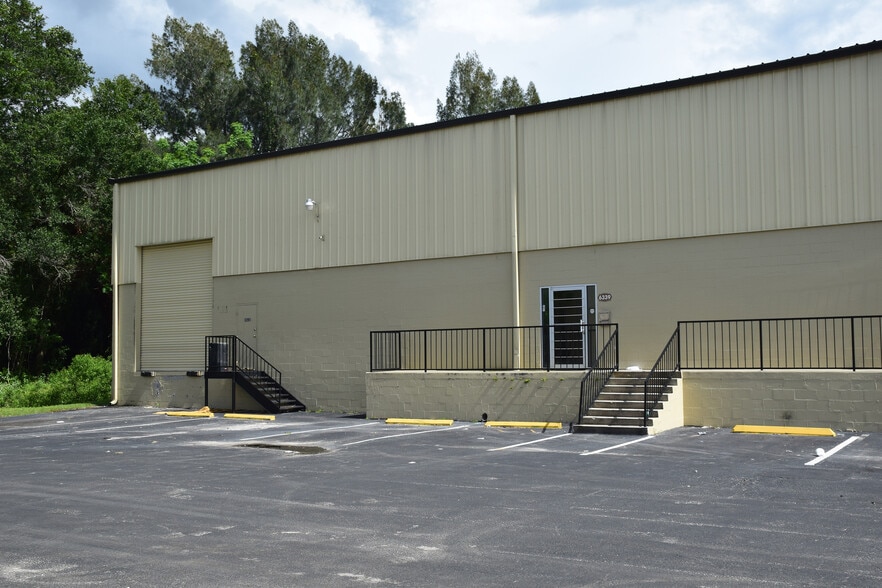 6333-6339 All American Blvd, Orlando, FL for lease - Building Photo - Image 3 of 10