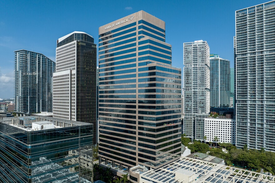 701 Brickell Ave, Miami, FL for lease - Building Photo - Image 2 of 5