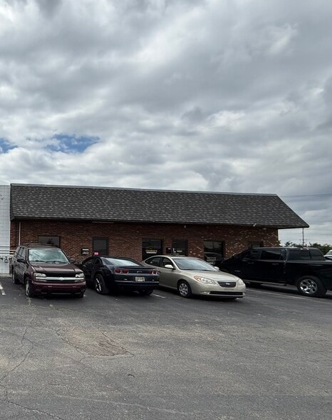 4794 S Dixie Dr, Dayton, OH for lease - Building Photo - Image 3 of 40