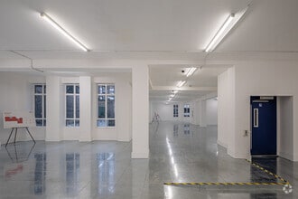 22 Upper Woburn Pl, London for lease Interior Photo- Image 2 of 6