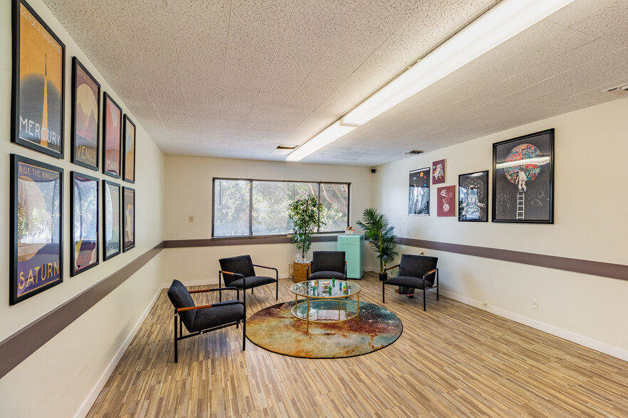 11934 Hawthorne Blvd, Hawthorne, CA for lease - Interior Photo - Image 1 of 8