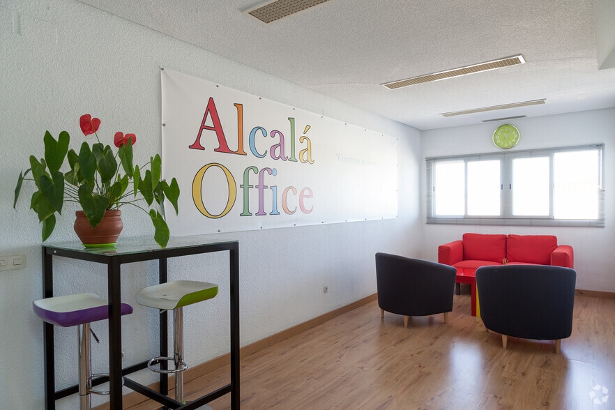 Avenida de Madrid, 48, Alcalá de Henares, Madrid for lease - Building Photo - Image 3 of 47