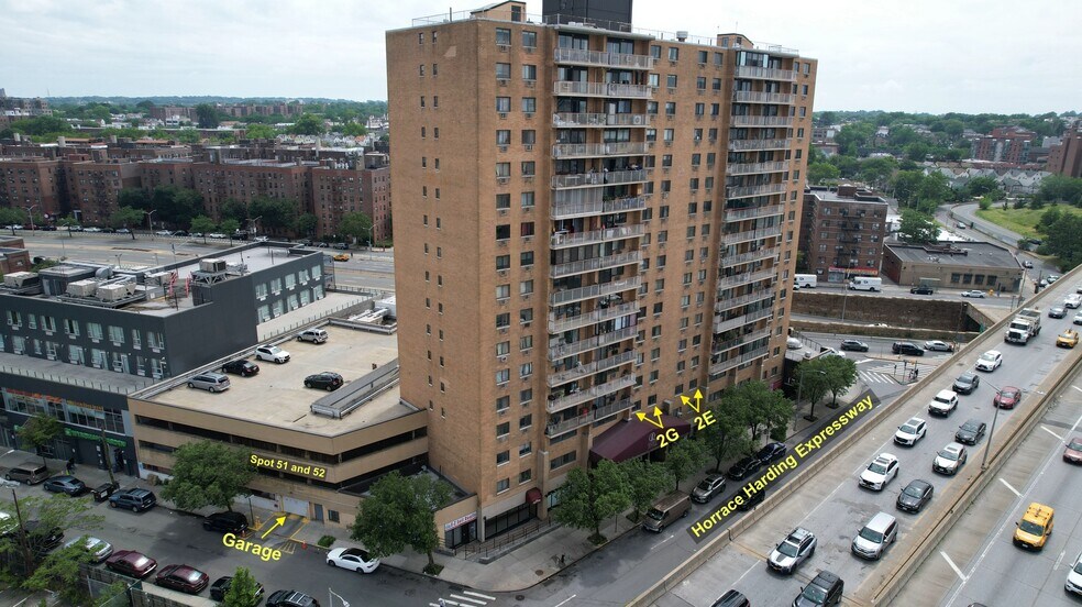 92-29 Queens Blvd, Rego Park, NY à vendre - Photo du bâtiment - Image 3 de 34