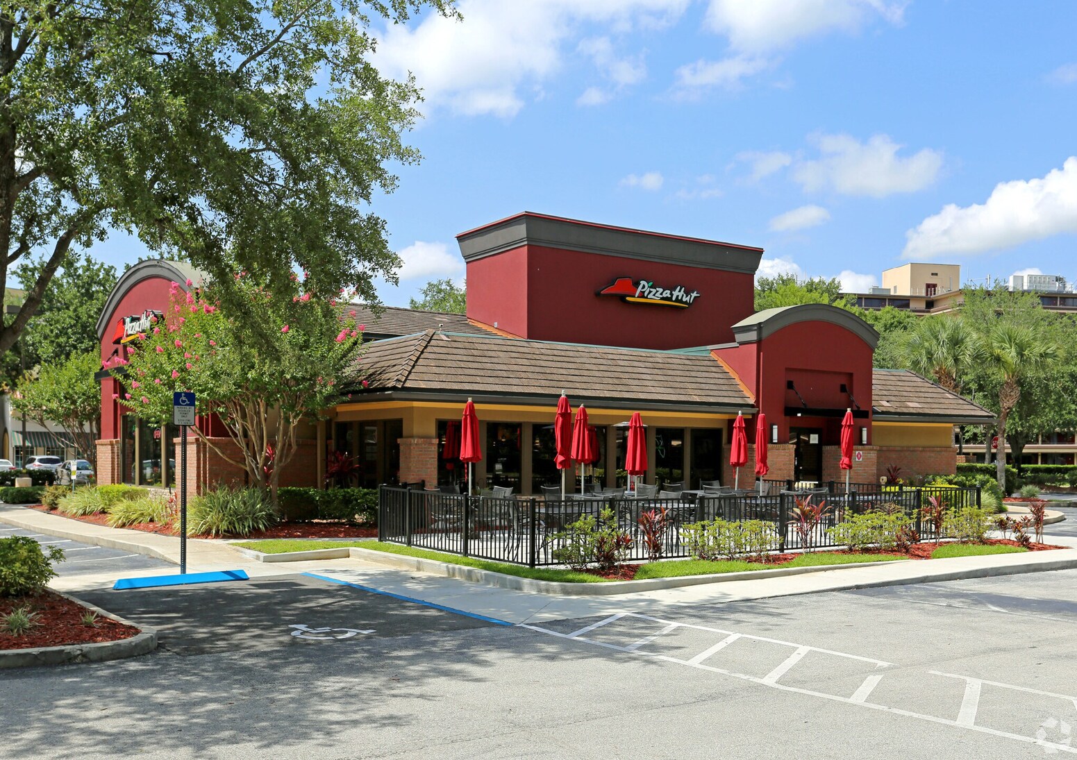 9100 International Dr, Orlando, FL à louer Photo du bâtiment- Image 1 de 4