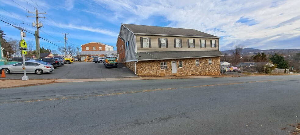 1224 Monticello Rd, Monticello, VA à vendre - Photo du bâtiment - Image 1 de 3