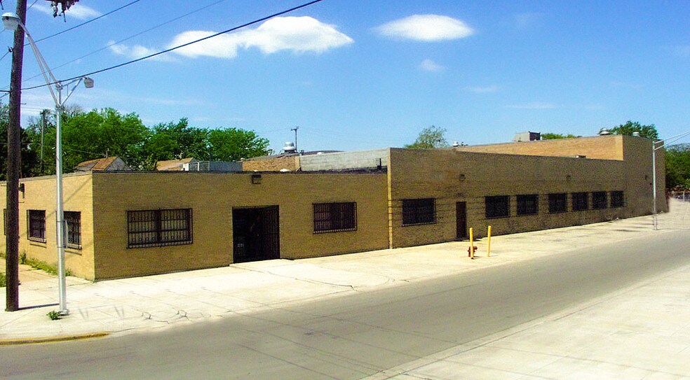 3300-3306 N Knox Ave, Chicago, IL à louer - Photo du bâtiment - Image 3 de 13