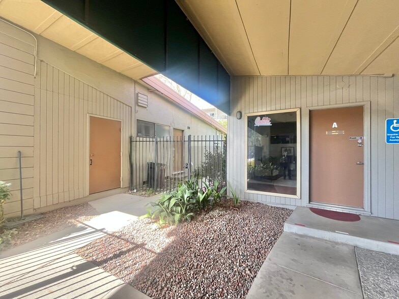 8329 Fair Oaks Blvd, Carmichael, CA for sale - Building Photo - Image 3 of 8