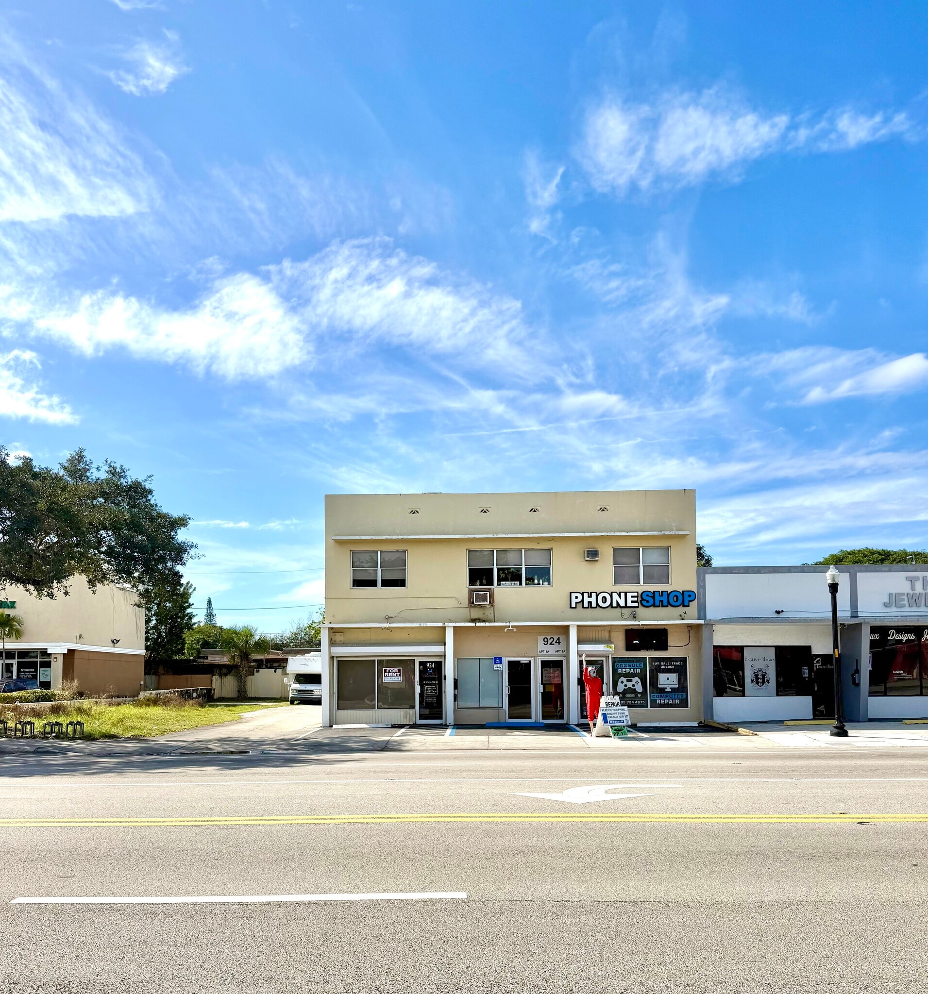924-926 N Federal Hwy, Hollywood, FL for lease Primary Photo- Image 1 of 3