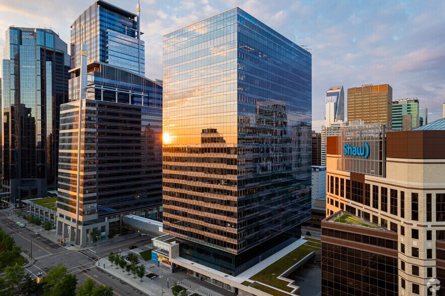 600 3rd Ave SW, Calgary, AB for lease - Building Photo - Image 1 of 19