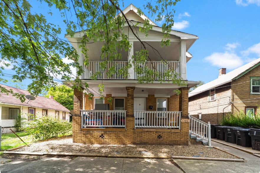 1386 E 43rd St, Cleveland, OH for sale - Building Photo - Image 2 of 25