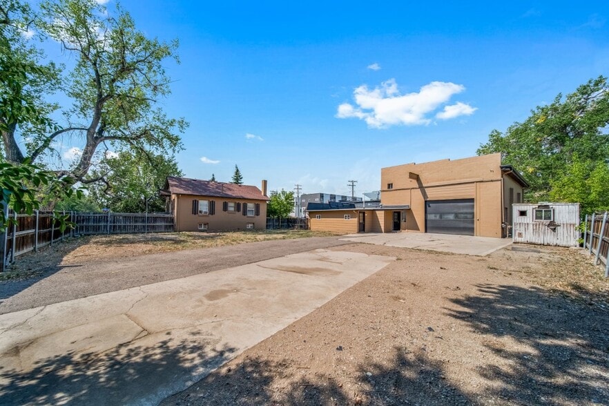 6275 W 16th Ave, Lakewood, CO à vendre - Photo du bâtiment - Image 3 de 4