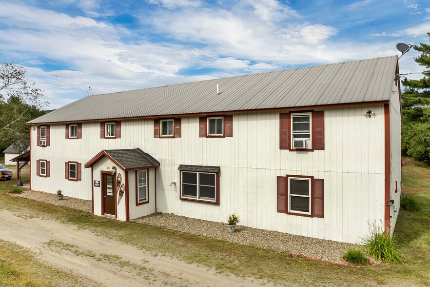 820 Colebrook Rd, Errol, NH for sale - Building Photo - Image 2 of 50