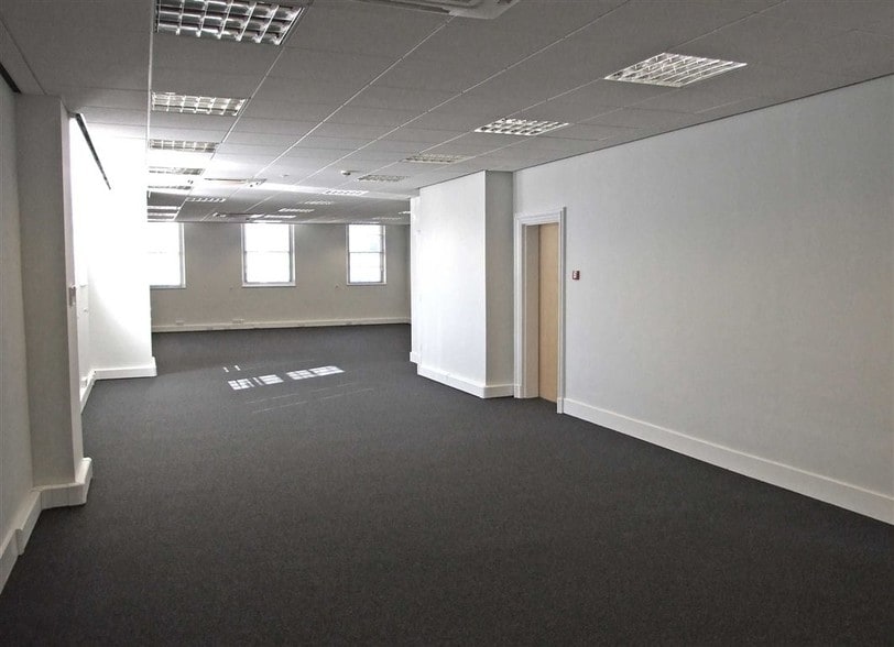 19A Portland St, Brighton for lease - Interior Photo - Image 2 of 3