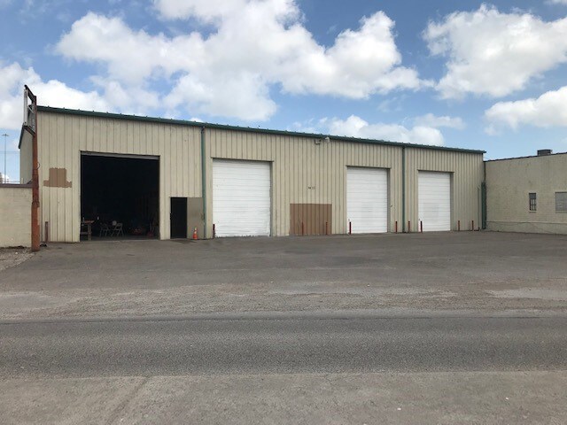 3022 Buddy Lawrence Dr, Corpus Christi, TX for lease - Building Photo - Image 2 of 4