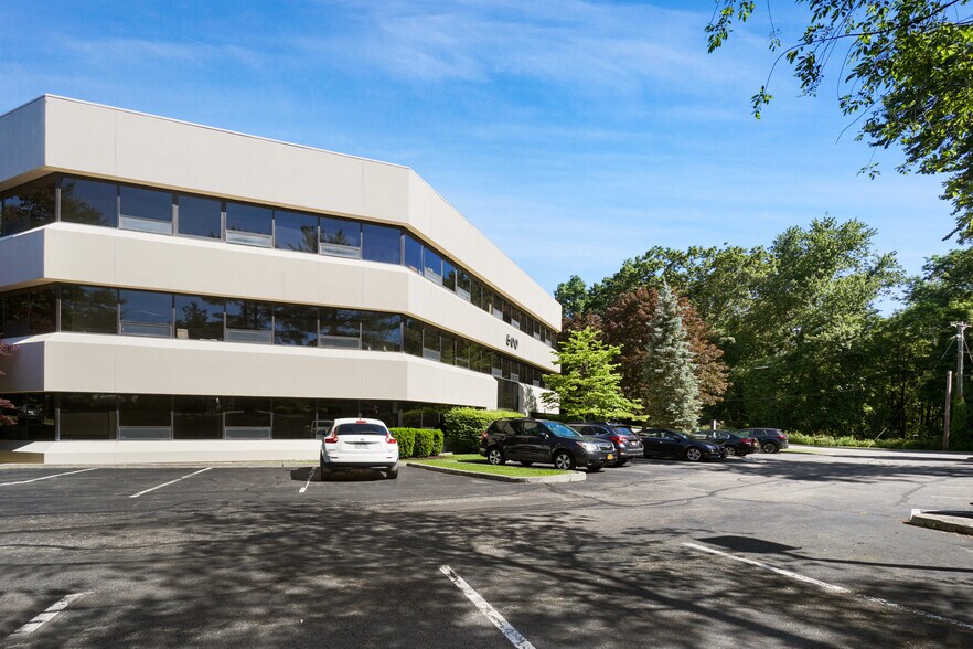 500 Executive Blvd, Ossining, NY à louer - Photo du bâtiment - Image 3 de 25