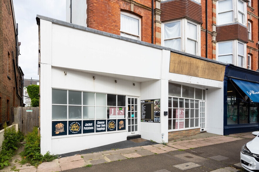 20-20A St. Leonards Rd, Bexhill for lease - Primary Photo - Image 1 of 10