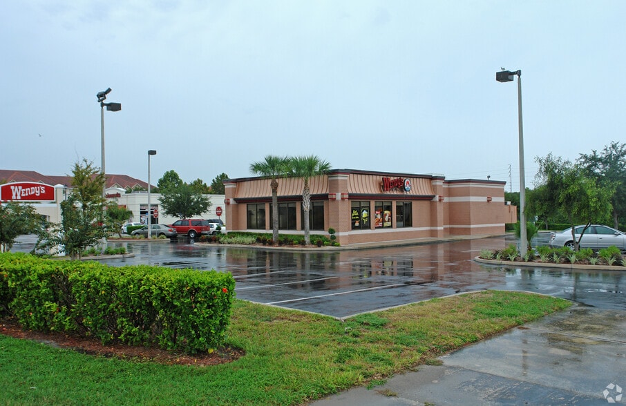 900 S Missouri Ave, Clearwater, FL à louer - Photo du bâtiment - Image 2 de 7