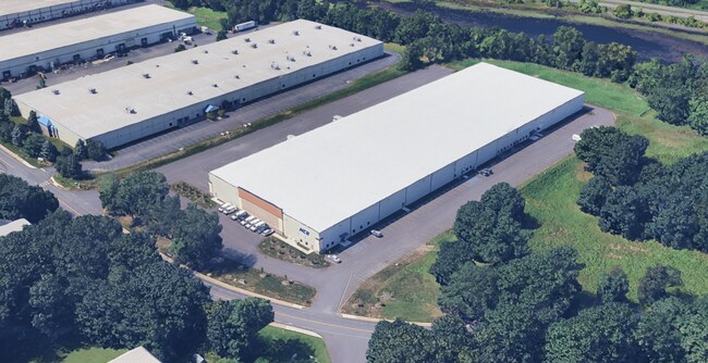 Plus de détails pour 100 Cohoes Ave, Troy, NY - Industriel à louer