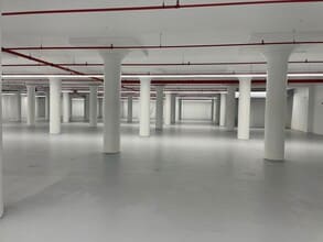 180 Mill St, Cranston, RI for lease Interior Photo- Image 1 of 11