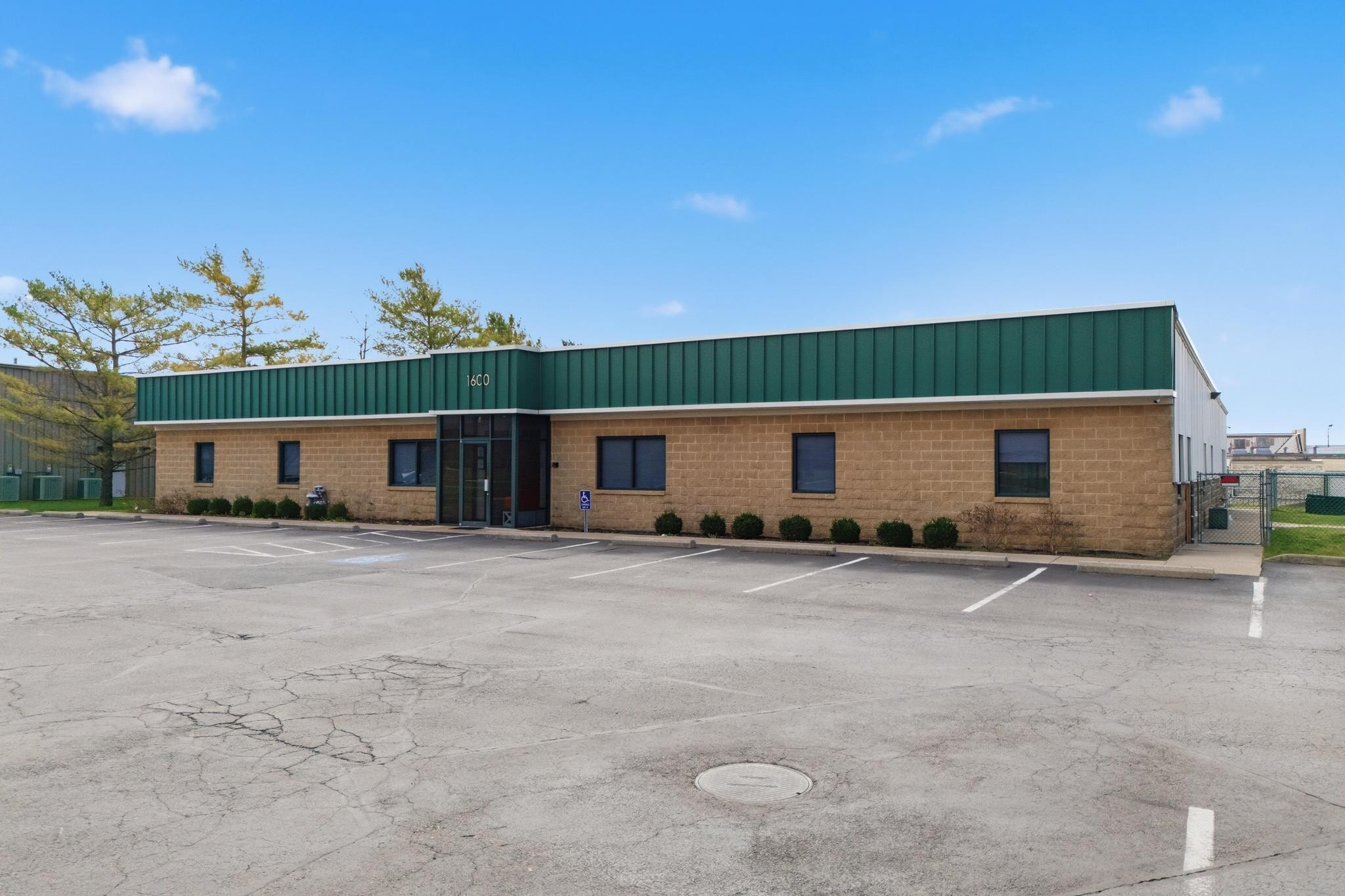 1600 Alex Dr, Wilmington, OH for sale Building Photo- Image 1 of 26