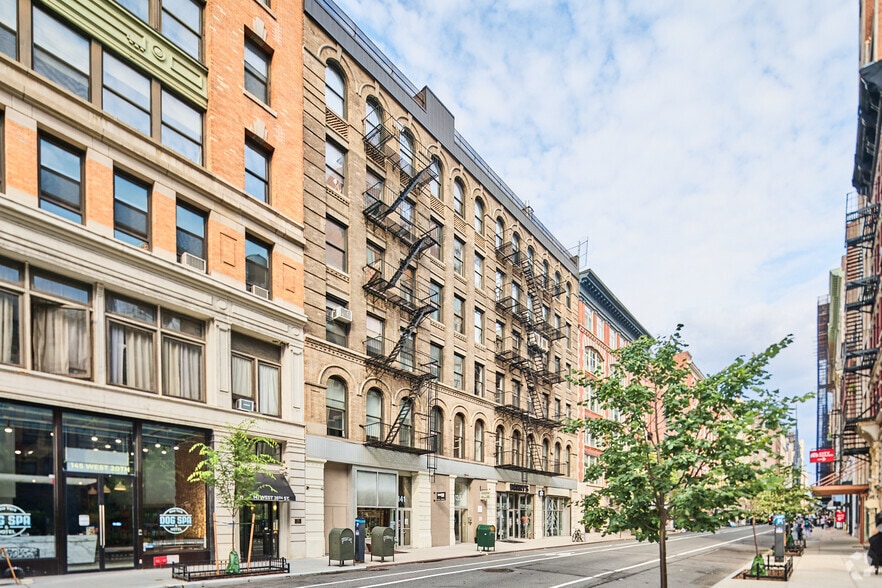 135-141 W 20th St, New York, NY à louer - Photo principale - Image 1 de 4