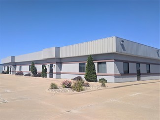 More details for 901 W Main St, El Paso, IL - Office for Sale