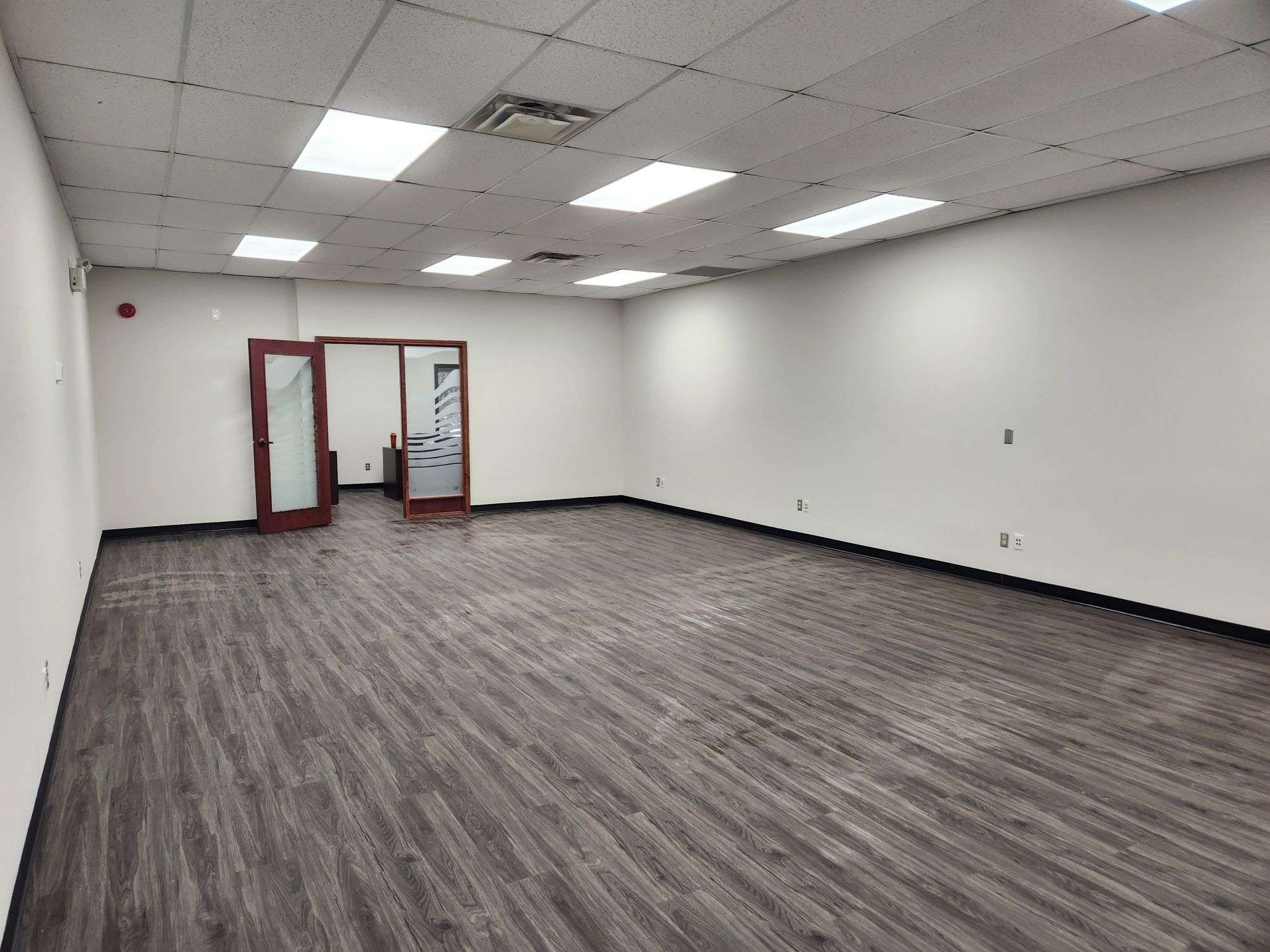 1020 Bayridge Dr, Kingston, ON à louer Photo intérieure- Image 1 de 5