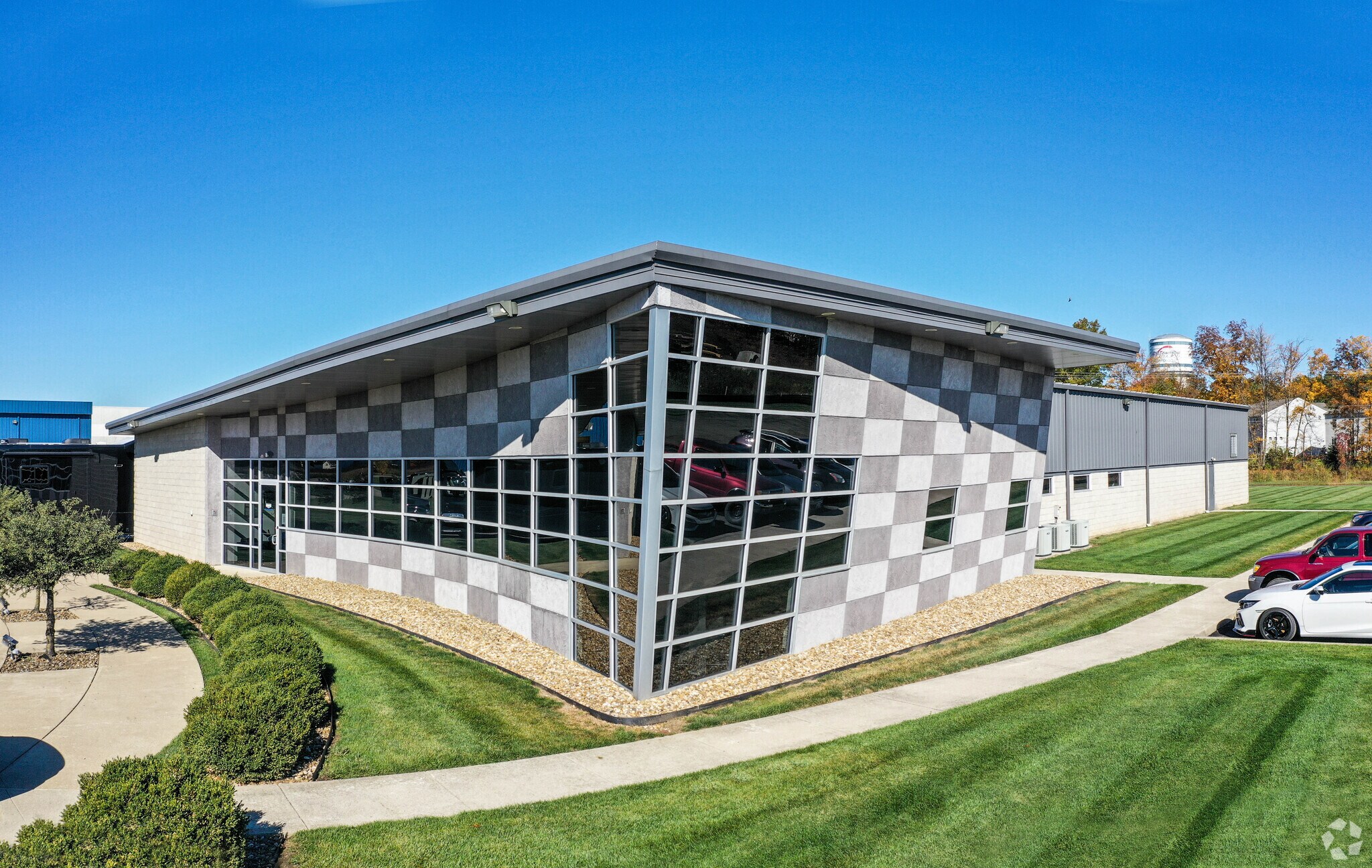 114 Venture Dr, Pataskala, OH à louer Photo du bâtiment- Image 1 de 58