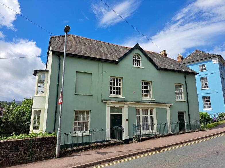 10 Priory Hl, Brecon à vendre - Photo du bâtiment - Image 1 de 23