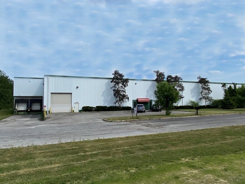 13510 S Vision Dr, Kenton, OH à louer - Photo du bâtiment - Image 2 de 8