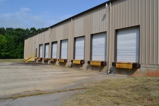 Plus de détails pour 820 Tightsqueeze Industrial Rd, Chatham, VA - Industriel à louer