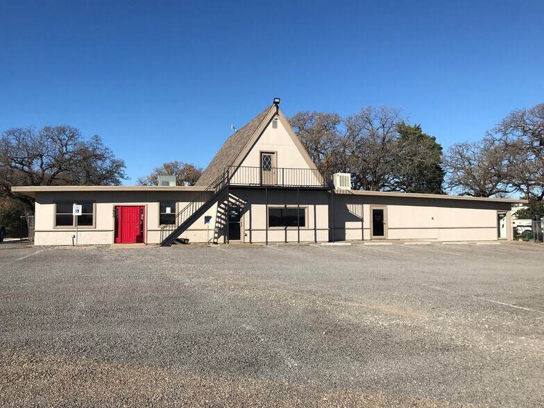 3601 E Hwy 67, Cleburne, TX à louer - Photo du bâtiment - Image 3 de 9