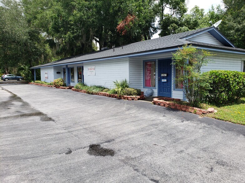 410 NW 16th Ave, Gainesville, FL à louer - Photo du bâtiment - Image 1 de 11