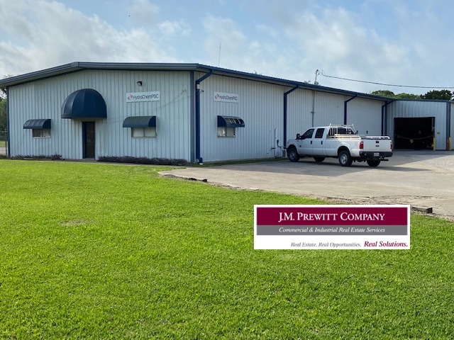 4849 Pure Atlantic Rd, Groves, TX for sale - Building Photo - Image 1 of 1