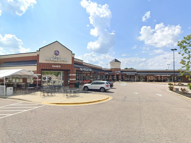 10760 Wakefield Commons Dr, Raleigh, NC for lease - Building Photo - Image 1 of 9