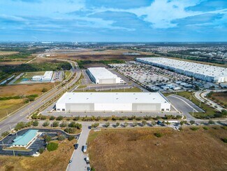 Plus de détails pour 3240 Clover Ridge Ave, Ruskin, FL - Industriel à louer