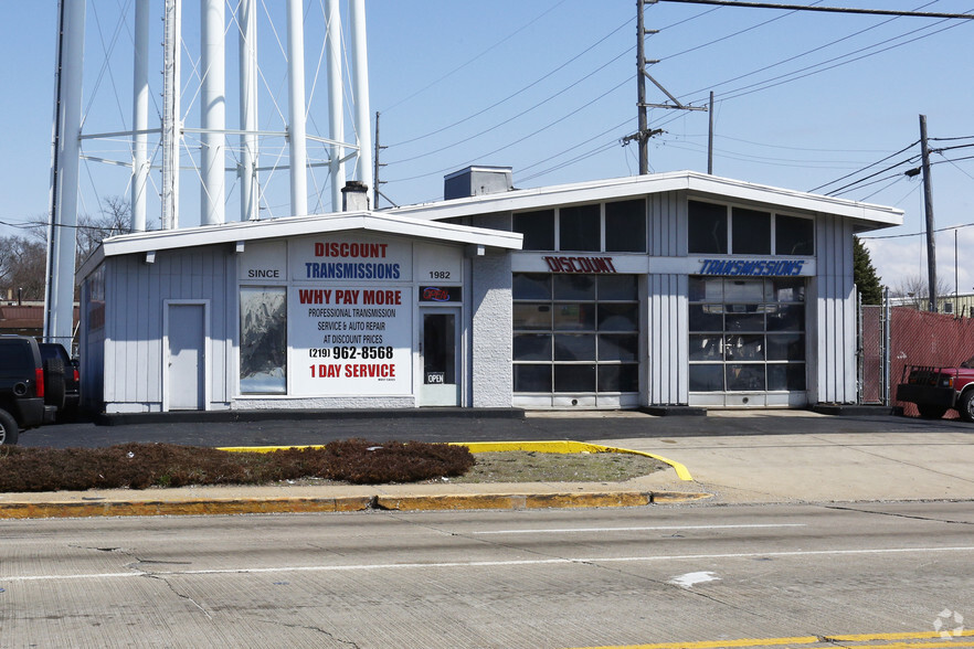 3615 Central Ave, Lake Station, IN for sale - Building Photo - Image 1 of 1