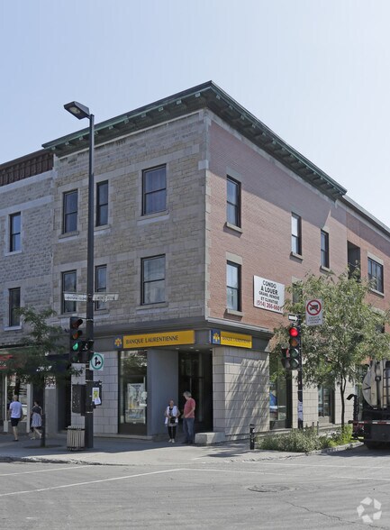 1100-1108 Av du Mont-Royal E, Montréal, QC à louer - Photo principale - Image 1 de 4