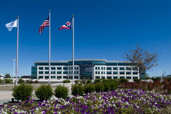 3333 Richmond Rd, Beachwood, OH à louer - Photo du bâtiment - Image 1 de 10