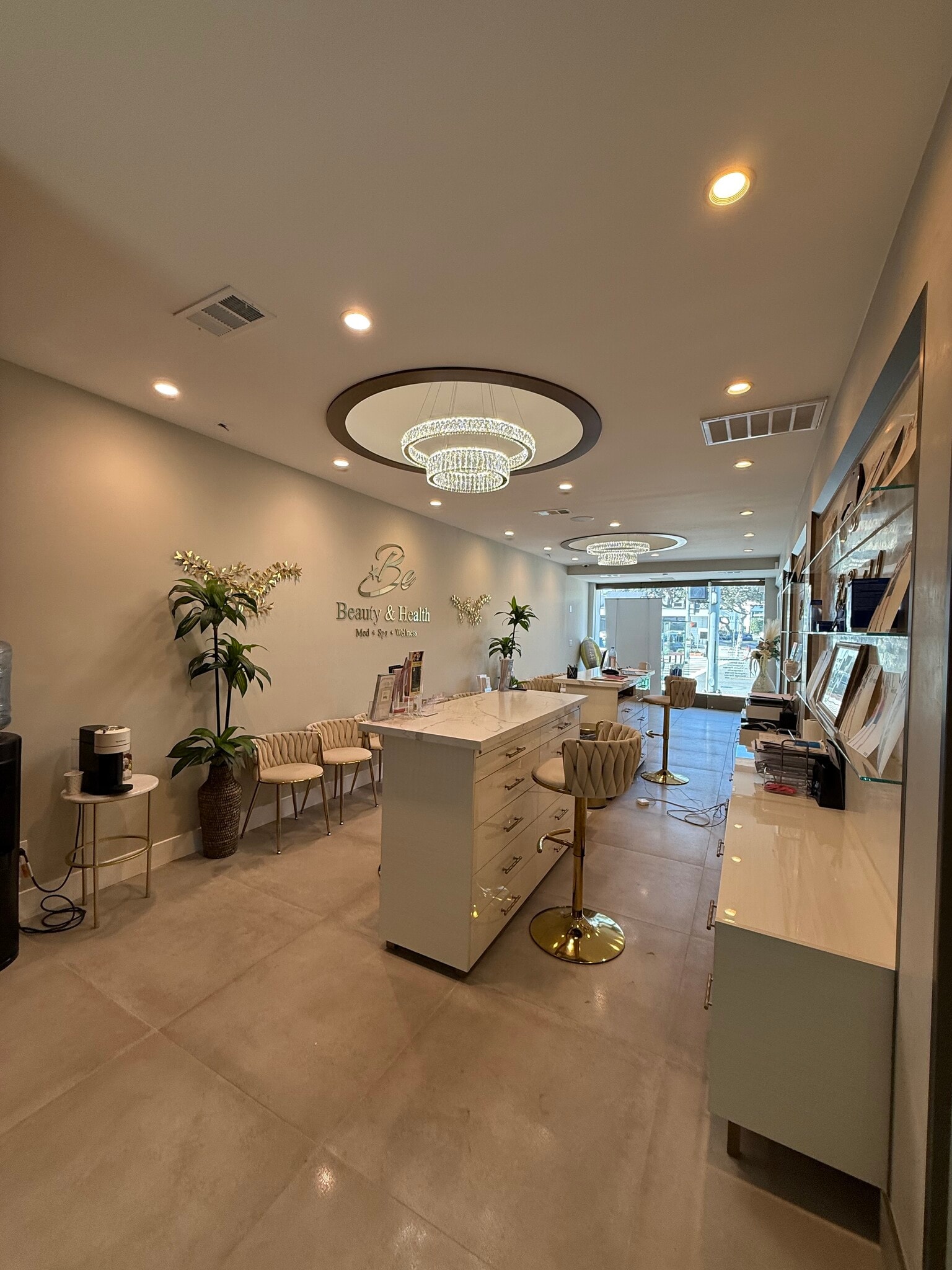 3028-3034 E Coast Hwy, Corona Del Mar, CA for lease Building Photo- Image 1 of 10