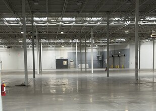 720 Dubuque Ave, South San Francisco, CA for lease Interior Photo- Image 2 of 4