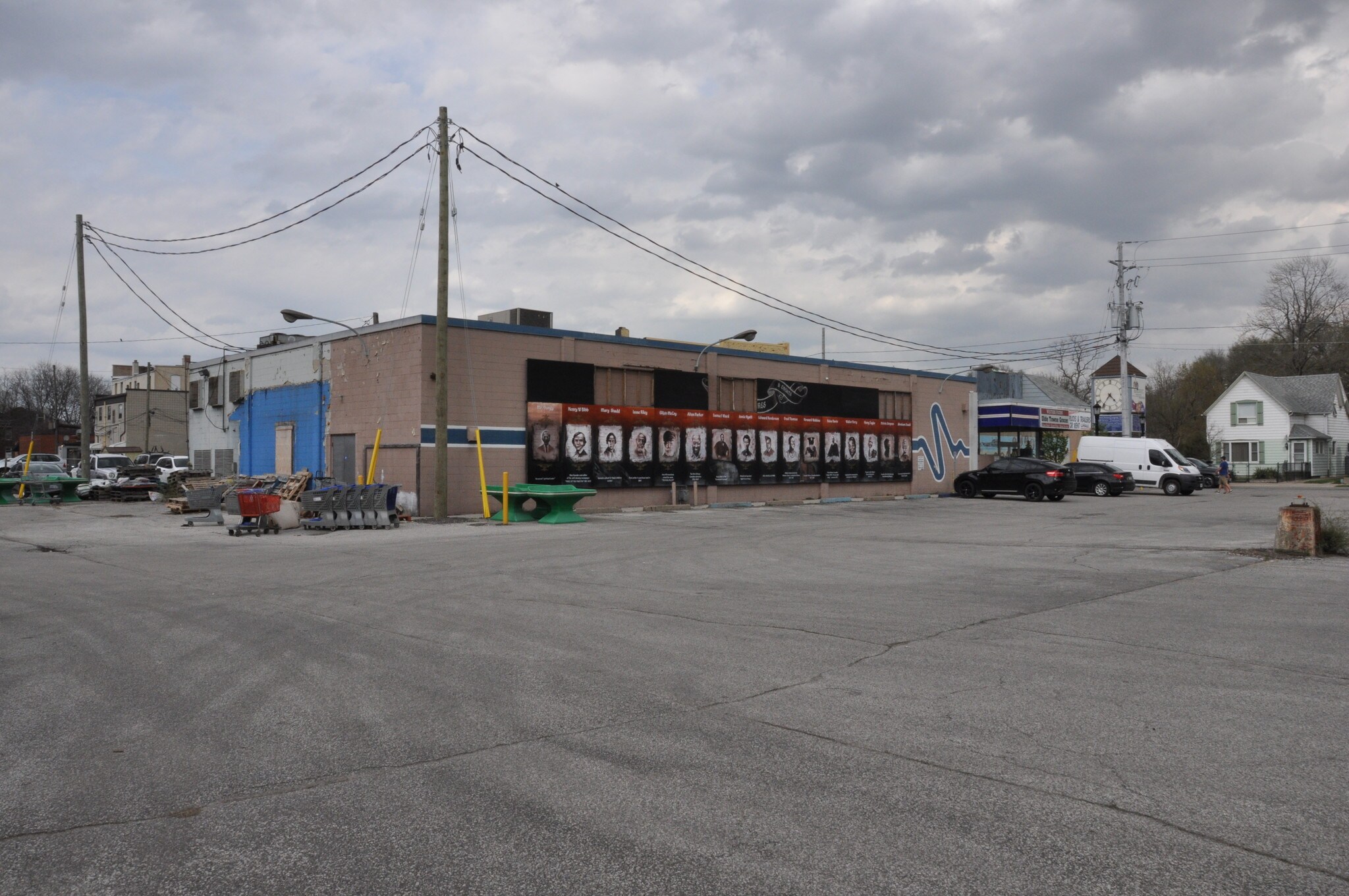 3242 Sandwich St, Windsor, ON à vendre Photo principale- Image 1 de 1