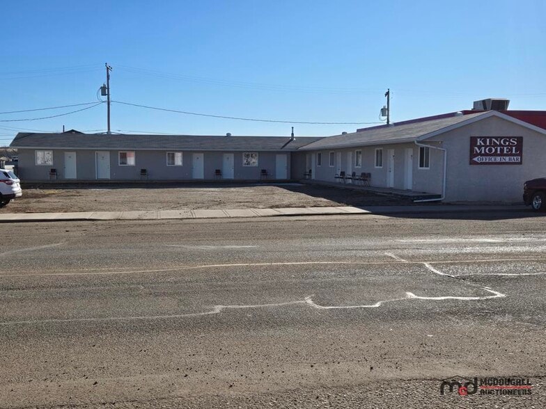 90 3 W ave, Shaunavon, SK for sale - Building Photo - Image 3 of 6