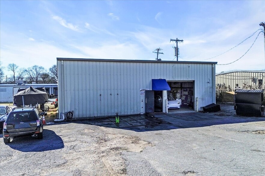1201 Poinsett Hwy, Greenville, SC for sale - Building Photo - Image 2 of 25